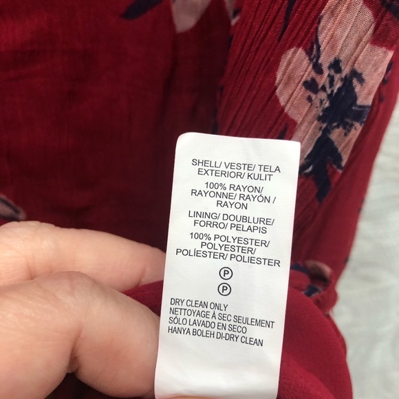 Lucky Brand Hi/Lo Crinkle Crepe Floral Maxi - Picture 8 of 8
